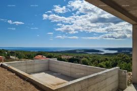 Kuća Vila u izgradnji sa pogledom na more!, Labin, Kuća