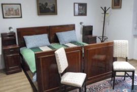 OPATIJA - STAN OD 2 STAMBENE JEDINICE, KONOBA , VRTNA KUČICA, Opatija, Appartement