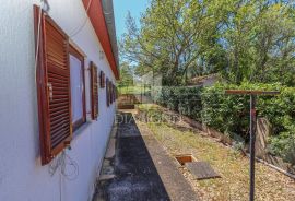 Rovinj, okolica, predivna kuća s okućnicom blizu mora, Rovinj, House