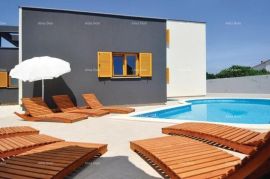 Kuća Valbandon, dvije Kuće sa bazenom i wellnessom blizu plaže!, Fažana, Haus