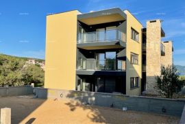 Stan Kvalitetan stan u novogradnji sa bazenom na 100 m od mora, Zadar, Apartamento