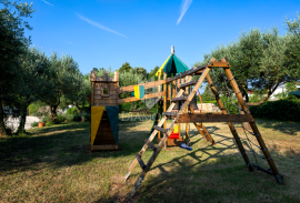 Marčana, okolica, dizajnerska villa okružena prirodom, Marčana, Casa