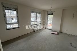 Lux stan u Zemunu, 3.5, 102m2, I , CG - Bez provizije, Zemun, Stan