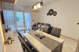 Dramalj stan blizu mora, Crikvenica, Apartamento