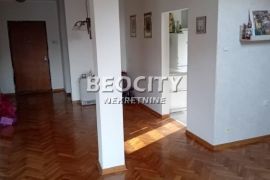 Rakovica, Stari Košutnjak, Bulevar Patrijarha Pavla, 3.5, 88m2, Rakovica, Apartamento