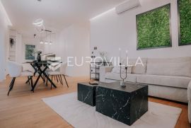 Zagrebe, Remete, četverosoban novouređeni stan NKP 140 m2, Zagreb, Flat