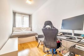 Zagreb, Vrbani prekrasan trosoban stan 72m2, Zagreb, Apartamento