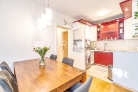 Zagreb, Vrbani prekrasan trosoban stan 72m2, Zagreb, Apartamento