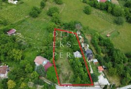 Građevinsko zemljište s kućom - 2230m2, Sesvete, Terreno