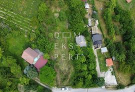 Građevinsko zemljište s kućom - 2230m2, Sesvete, Terreno