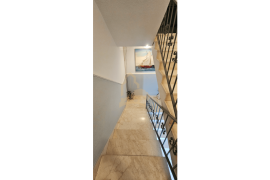 Apartmanska vila s potencijalom, Seget Vranjica, Seget, Kuća