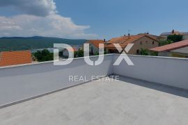 OTOK KRK- Grad Krk, okolica, stan 84,07 m2 sa prekrasnim pogledom, tri terase, parkirnim mjestom, na lijepoj lokaciji, prilika!, Krk, Διαμέρισμα