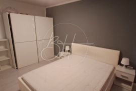 Dvosoban stan s dvije terase, Pula, 63 m2, Pula, Apartamento