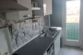 Dvosoban stan s dvije terase, Pula, 63 m2, Pula, Apartamento