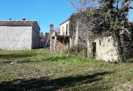 Starina na prostranom imanju, Gračišće, Maison