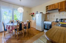 CRIKVENICA, DRAMALJ - STAN S POGLEDOM NA MORE I GARAŽOM, Crikvenica, Apartamento