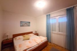 CRIKVENICA, DRAMALJ - STAN S POGLEDOM NA MORE I GARAŽOM, Crikvenica, Apartamento