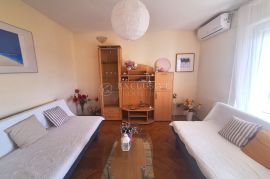 CRIKVENICA, DRAMALJ - STAN S POGLEDOM NA MORE I GARAŽOM, Crikvenica, Apartamento