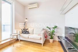 Zagreb, Maksimir, komforan dvosoban stan s terasom NKP 49m2, Zagreb, Flat