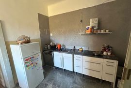 PRODAJA, STAN, STOJA, 70 m2, Pula, Flat