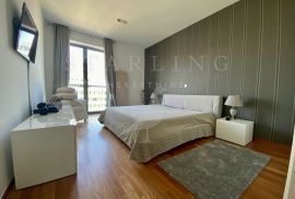 STAN, PRODAJA, ZAGREB, TRNJE, 199 m2, 5-soban, Trnje, Apartamento