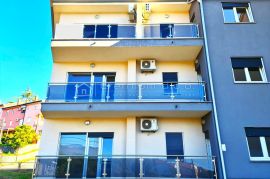 ETAŽA NA PRVOME KATU SA POGLEDOM NA MORE, Rijeka, Apartamento