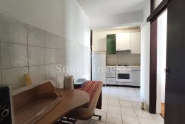 KRNJEVO, komforan stan 3S+DB, veliki balkon, 2.kat, lift, Rijeka, Apartamento