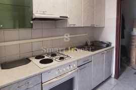 KRNJEVO, komforan stan 3S+DB, veliki balkon, 2.kat, lift, Rijeka, Apartamento