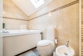 Trešnjevka, novouređen dvosoban stan NKP 68 m2, Zagreb, Apartamento