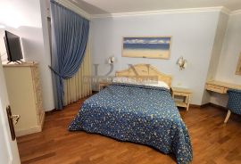 ISTRA - SAVUDRIJA, Apartman u rezidenciji s pogledom na more, Umag, Stan