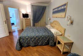 ISTRA - SAVUDRIJA, Apartman u rezidenciji s pogledom na more, Umag, Stan