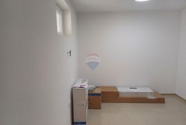 Istra, Pula - novogradnja širi centar, Pula, Apartamento