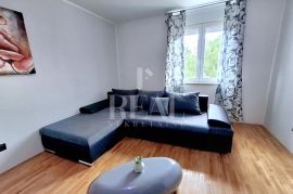 Veruda renovirani dvosobni stan 60m2 ,blizina stadiona!, Pula, Appartment