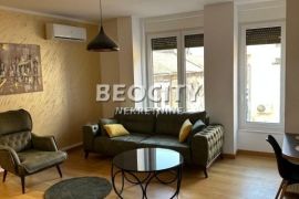 Novi Sad, Centar, Đorđa Markovića Kodera , 2.0, 50m2, Novi Sad - grad, Apartamento