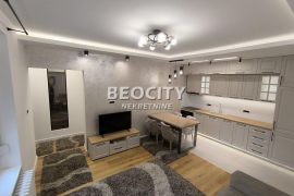 Novi Sad, Centar, Trg Republike, 3.0, 60m2, Novi Sad - grad, Appartamento