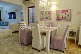 Opatija, četverosobni dvoetažni penthouse s panoramskim pogledom na more, Opatija, Stan