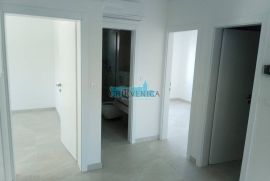 Crikvenica novogradnja 72m2 - 450m do mora, Crikvenica, Appartment