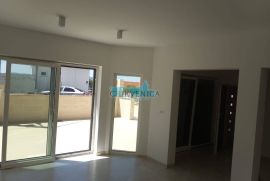 Crikvenica novogradnja 72m2 - 450m do mora, Crikvenica, Appartment