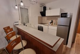 Crikvenica - jednosoban stan sa pogledom na more, Crikvenica, Appartment