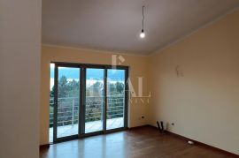 Diračje, etaža kuće 143 m2, 2S+DB, Rijeka, Appartement