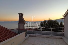 Diračje, etaža kuće 143 m2, 2S+DB, Rijeka, Appartement