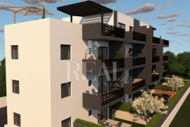 Trogir balančane stan 2S+DB 56m2 + krovna terasa 58,53m2, Trogir, Stan