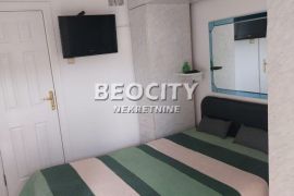 Novi Sad, Nova Detelinara, Trg majke Jevrosime, 2.5, 40m2, Novi Sad - grad, Appartment