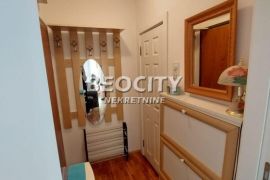 Novi Sad, Nova Detelinara, Trg majke Jevrosime, 2.5, 40m2, Novi Sad - grad, Appartment