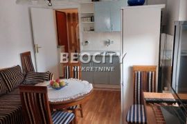 Novi Sad, Nova Detelinara, Trg majke Jevrosime, 2.5, 40m2, Novi Sad - grad, Appartment