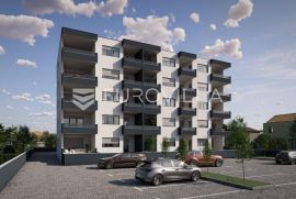 Trogir,  trosoban stan u prizemlju s vrtom (S1), Trogir, Appartment