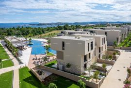 Stan Umag, resort luksuza i ljepote! Prodaja stanova u resortu sa krovnim infinity bazenom od 105m, Umag, شقة