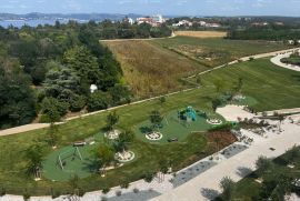 Stan Umag, resort luksuza i ljepote! Prodaja stanova u resortu sa krovnim infinity bazenom od 105m, Umag, شقة