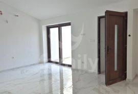 DVA NOVOADAPTIRANA STANA U CENTRU VODNJANA, Vodnjan, Appartement