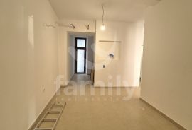 DVA NOVOADAPTIRANA STANA U CENTRU VODNJANA, Vodnjan, Appartement